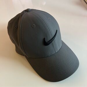 Nike Mens Legacy91 Dri Fit Hat